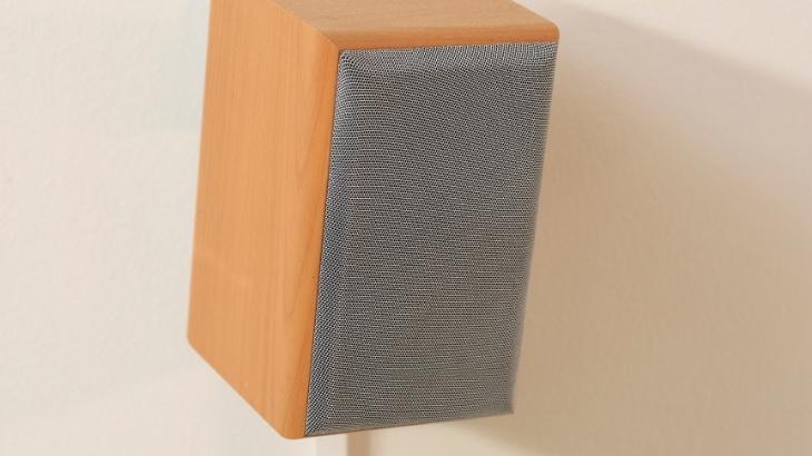 How to Mount Heavy Speakers on Wall